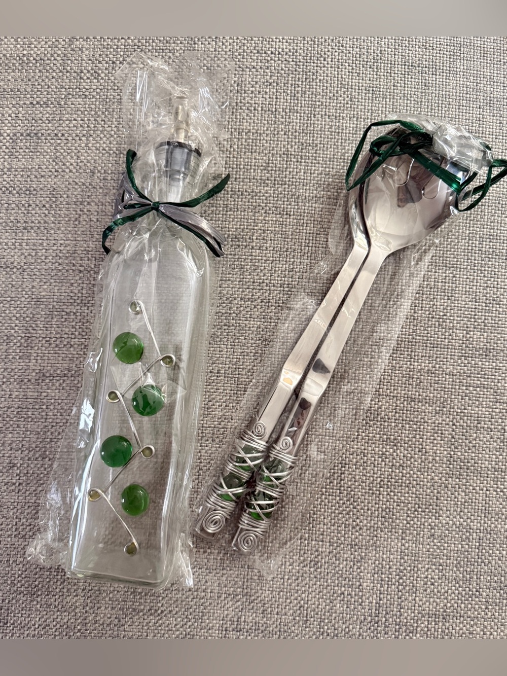 DECORATIVE GIFT IDEA - METAL SALAD SERVERS AND OIL/DRESSING BOTTLE DISPENSER